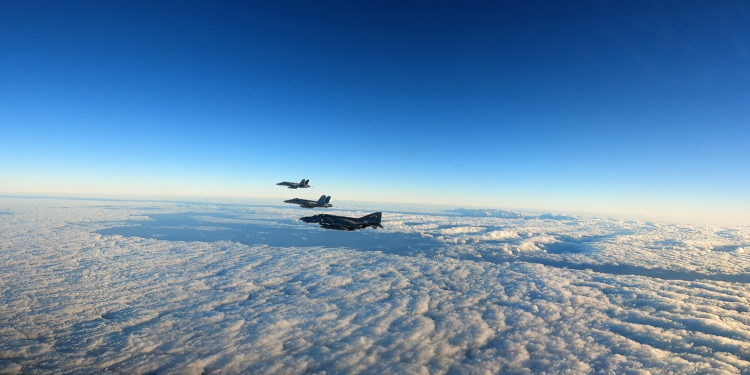 διερευνητικές επαφές