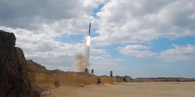 «Τρόμος και φόβος» ονόματι Bastion και Kalibr – Ρωσικοί πύραυλοι cruise εκτοξεύονται [vids]