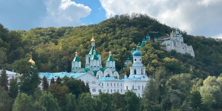 μοναστήρι - Ντονέτσκ