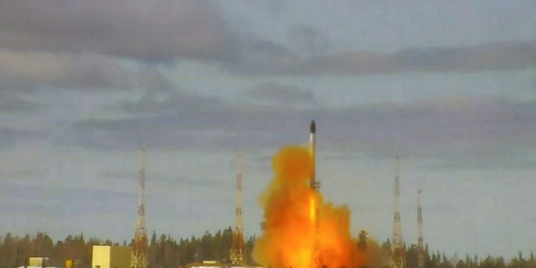 Πυρηνικά όπλα: Εκσυγχρονίζονται τα οπλοστάσια και αυξάνονται οι δαπάνες – Η «κατάσταση συναγερμού» και o…Αρμαγεδδών