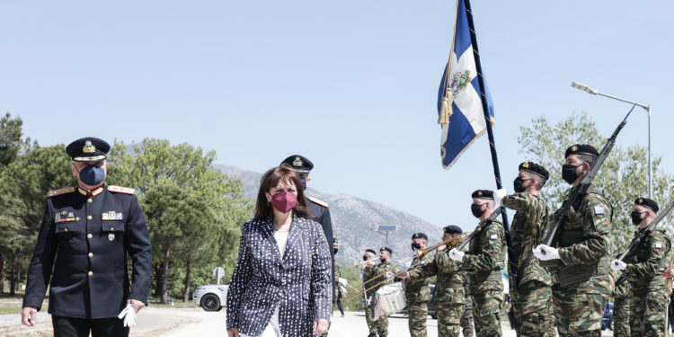 Πρόεδρος Δημοκρατίας από την XXV Τεθωρακισμένη Ταξιαρχία: Από το υψηλό φρόνημα των ΕΔ αντλούμε πίστη και αισιοδοξία