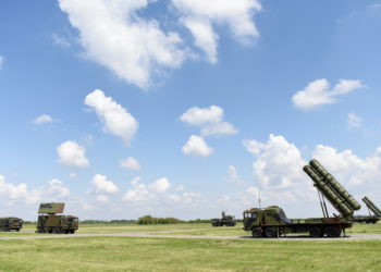 Κίνα: «Μήνυμα αποτροπής» στις ΗΠΑ με στρατιωτικές ασκήσεις κοντά στην Ταϊβάν