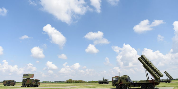 Κίνα: «Μήνυμα αποτροπής» στις ΗΠΑ με στρατιωτικές ασκήσεις κοντά στην Ταϊβάν