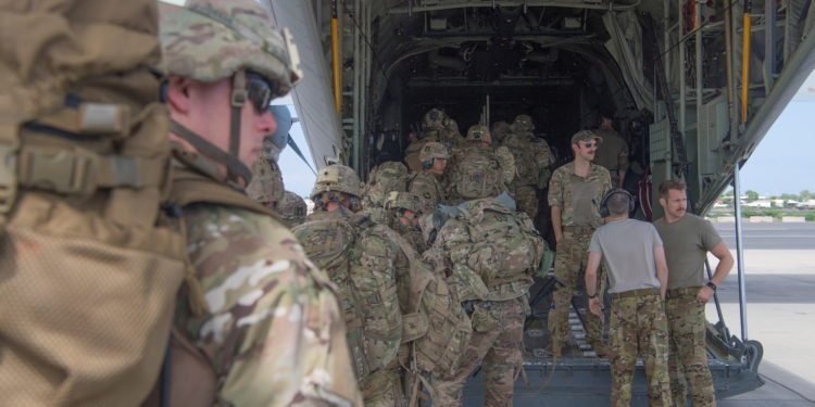 Σομαλία: Ο στρατός των ΗΠΑ επιστρέφει στη χώρα μετά την εκλογή νέου προέδρου