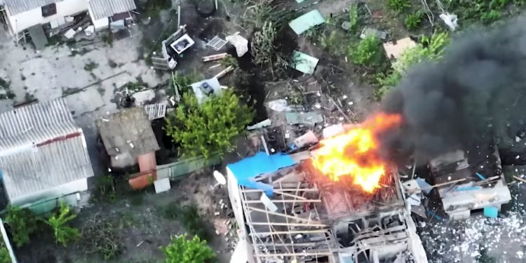 Σεβεροντονέτσκ: Στα χέρια των Ρώσων η μισή πόλη