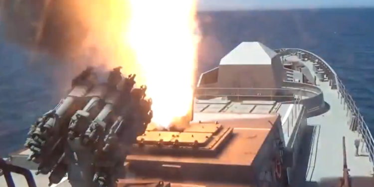 Ρωσία: Χτυπήσαμε με Kalibr φορτίο Αμερικανικών και Ευρωπαϊκών όπλων στο Ζίτομιρ