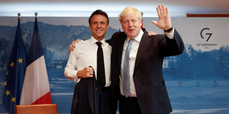 Τζόνσον - Μακρόν