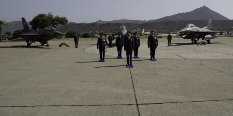 115 Πτέρυγα Μάχης