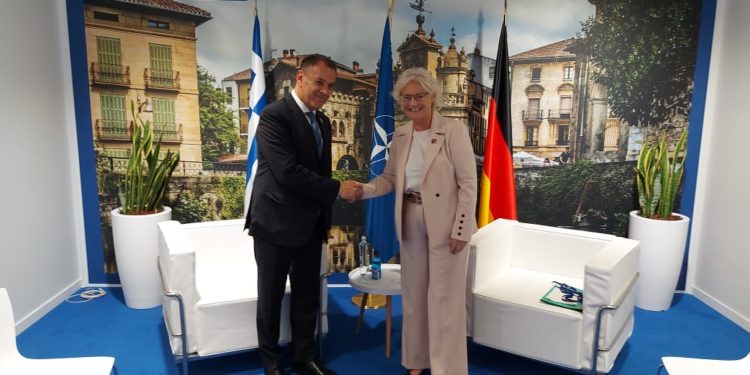 Παναγιωτόπουλος