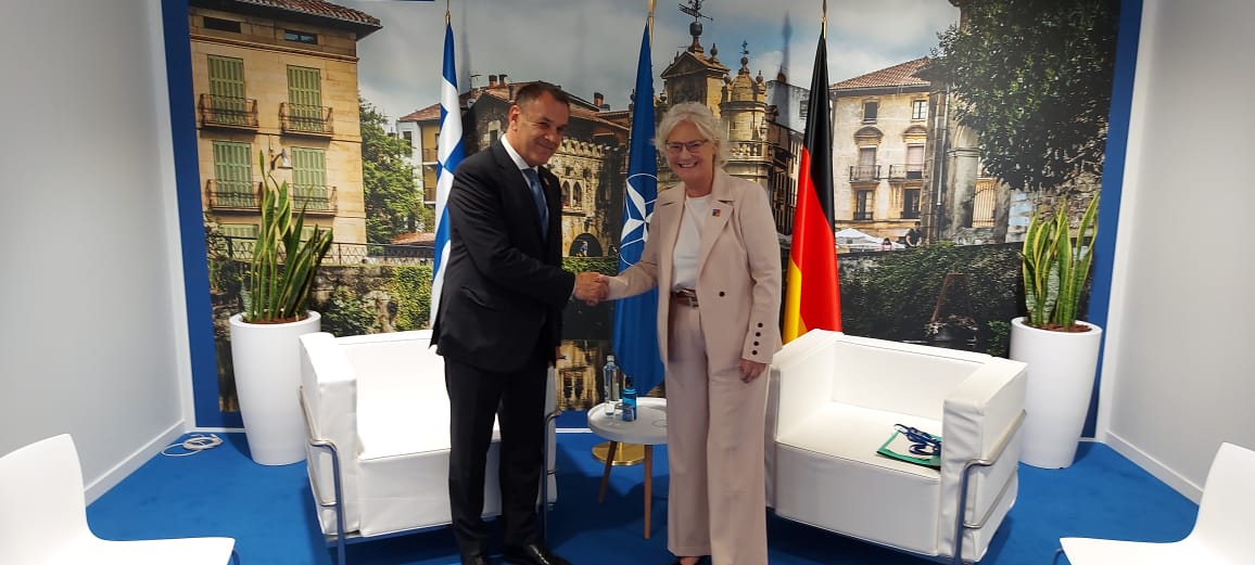 Παναγιωτόπουλος