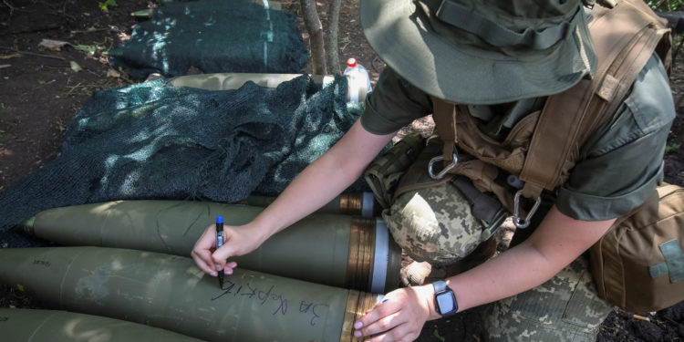 Απαντάει το Κίεβο: «Η Ρωσία διέπραξε έγκλημα πολέμου, πρόκειται για το ουκρανικό Κατίν»