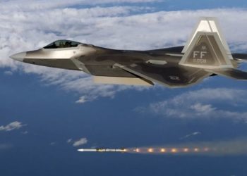 F-22 - Λίμνη Χιούρον