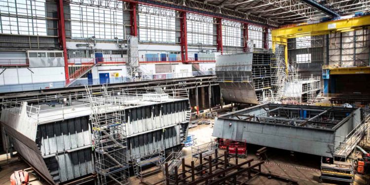 Belharra: Πλάνα από την κατασκευή της νέας φρεγάτας του Πολεμικού Ναυτικού [pics]