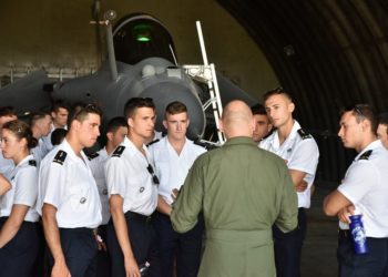 114 Πτέρυγα Μάχης