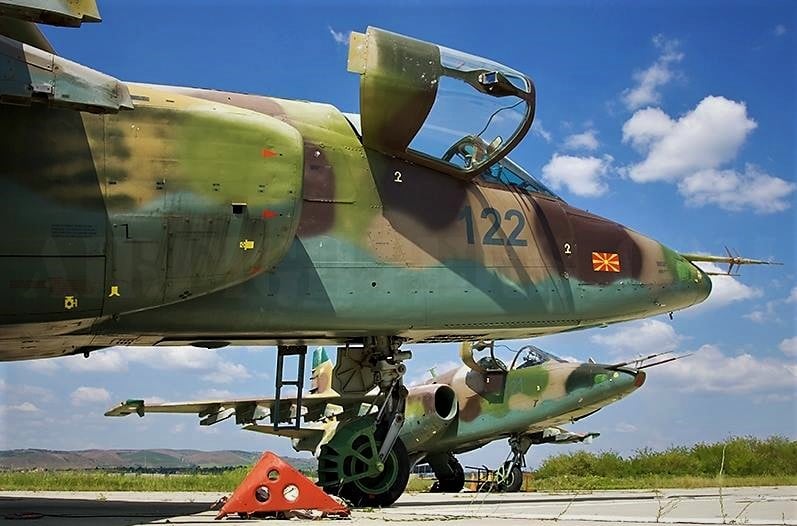 Su-25
