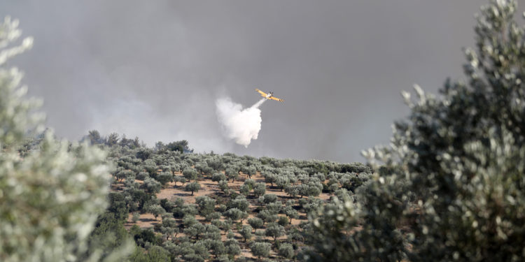 Αναγκαστική προσθαλάσσωση Air Tractor που επιχειρούσε στη Νέα Πέραμο