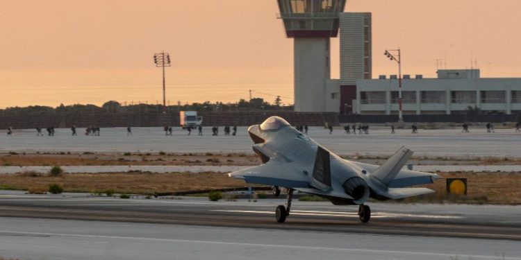 F-35: Τι είδε ο Αμερικανός πιλότος στην πτήση από τη βάση της Σούδας