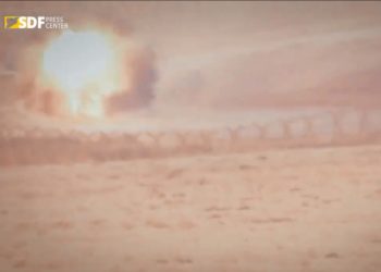 SDF: «Εξουδετερώσαμε» 23 Τούρκους στα σύνορα με τη Συρία – Καρέ καρέ η ανατίναξη τουρκικού στρατιωτικού οχήματος [vid]