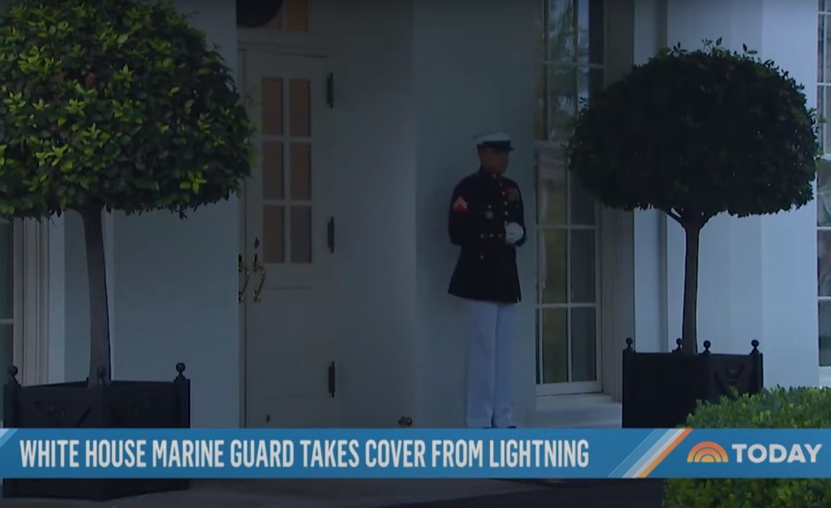 Λευκός Οίκος - κεραυνοί - φρουρός