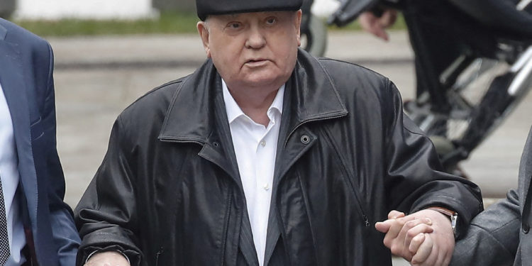 Γκορμπατσόφ