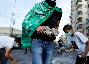 Ισραήλ: Ξεσηκώθηκαν οι Παλαιστίνιοι – Ο στρατός έκλεισε τους δρόμους στη Νάμπλους [pics]