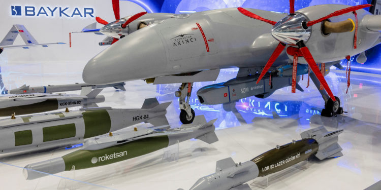 Baykar: Η τουρκική αμυντική εταιρεία κατασκευάζει εργοστάσιο παραγωγής drones στην Ουκρανία