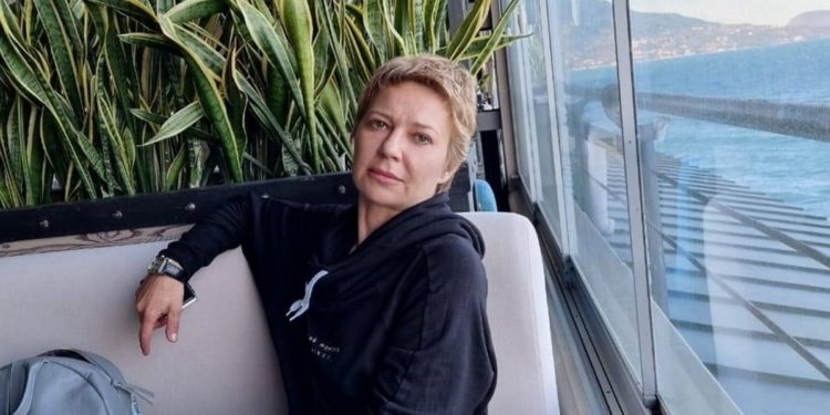 Σβετλάνα Μπαμπάγιεβα: Σκοτώθηκε από «αδέσποτη σφαίρα» στην Κριμαία η Ρωσίδα δημοσιογράφος