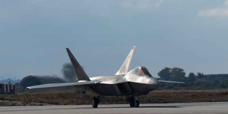 F-22 Raptor