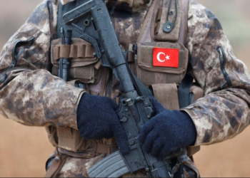 «Εμφύλιος» στην Τουρκία: «Οι Ένοπλες Δυνάμεις χρησιμοποίησαν χημικά όπλα κατά του PKK»