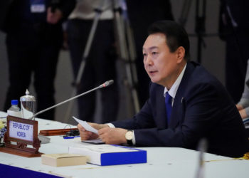 Νότια Κορέα: Ο πρόεδρος Γιουν Σουκ-γελ ζητά μεγαλύτερη συνεργασία με Κίνα και Ιαπωνία