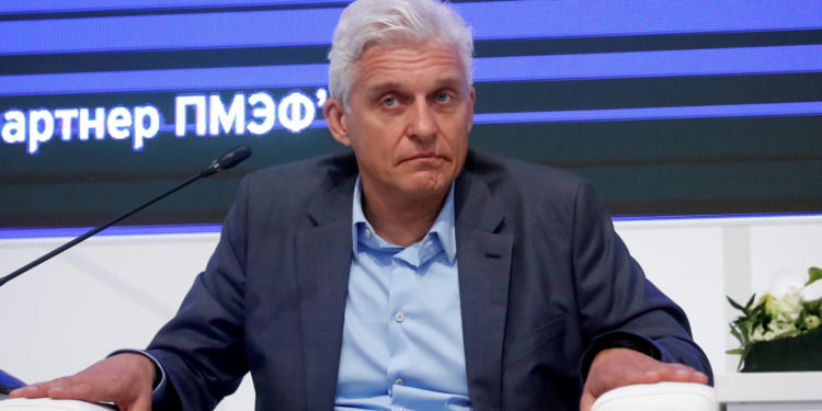 Ρωσία: Ο επιχειρηματίας Τίνκοφ απαρνήθηκε τη ρωσική υπηκοότητά του – «Δεν θέλω το όνομά μου να ταυτίζεται με τον φασισμό»