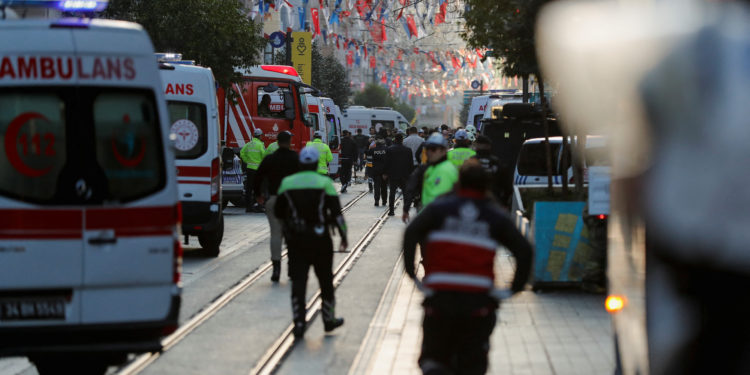 ΥΠΕΞ - Κωνσταντινούπολη - έκρηξη