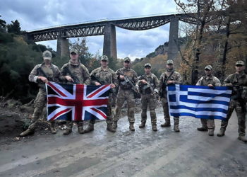 Ένοπλες Δυνάμεις: Συνεκπαίδευση με «Charles de Gaulle» και αναβίωση της επιχείρησης καταστροφής της γέφυρας του Γοργοποτάμου [pics]