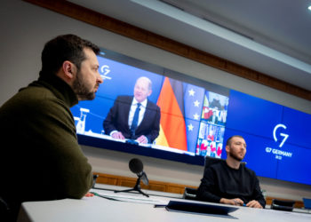 G7: Δεσμεύεται να στείλει αντιαεροπορικά συστήματα στην Ουκρανία – Ο Ζελένσκι ζητάει πυραύλους μεγάλου βεληνεκούς