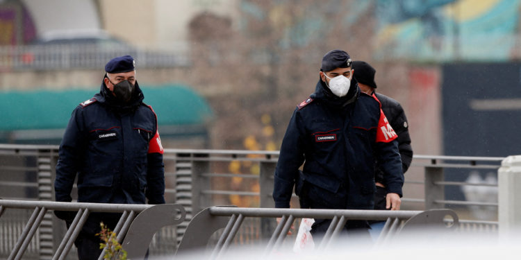 Ιταλία - συνέλευση - πυροβολισμοί