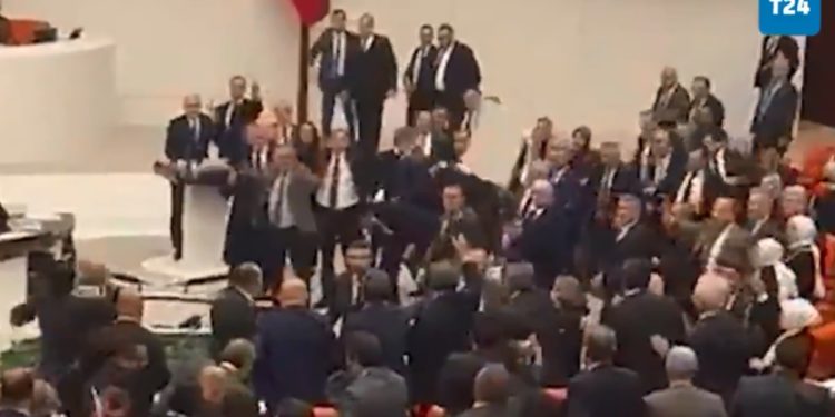 Τουρκία - Ερντογάν - Βουλή