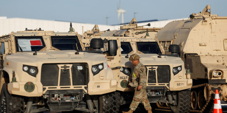 Καιρός σήμερα: Νεφώσεις παροδικά αυξημένες και τοπικές βροχές