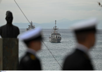 ΓΕΝ: Ανέλαβε τα καθηκοντά του ο αντιναύαρχος Δρυμούσης – «Περήφανος» για τη θητεία του ο ναύαρχος Πετράκης [pics]