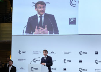 Μακρόν: Δριμύ «κατηγορώ» κατά του Πούτιν στη Διάσκεψη του Μονάχου