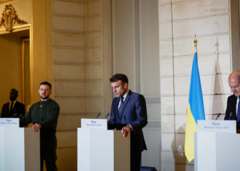 Μακρόν - Ζελένσκι - Σολτς