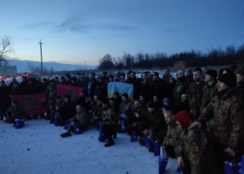 Ουκρανία: Νέα ανταλλαγή αιχμαλώτων πολέμου με τη Ρωσία – Απελευθερώθηκαν 63 υπερασπιστές του Azovstal