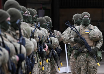 Μητσοτάκης: Συνάντηση με τον Γάλλο Υπουργό Άμυνας Λεκορνύ παρουσία του ΥΕΘΑ – Στο επίκεντρο οι Belharra [pics]