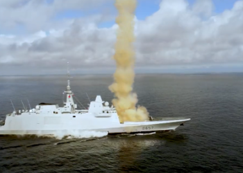FREMM: Επιτυχής εκτόξευση πυραύλου Aster 30 από την γαλλική φρεγάτα Lorraine [vid]