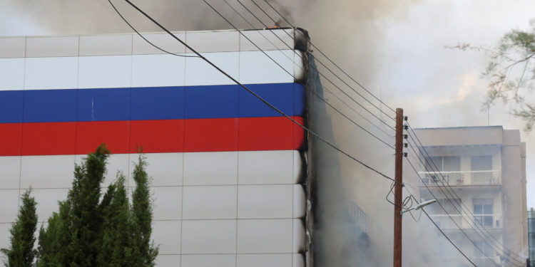 Κύπρος: Πυρκαγιά ξέσπασε στο ρωσικό πολιτιστικό κέντρο στη Λευκωσία – Άγνωστη η αιτία