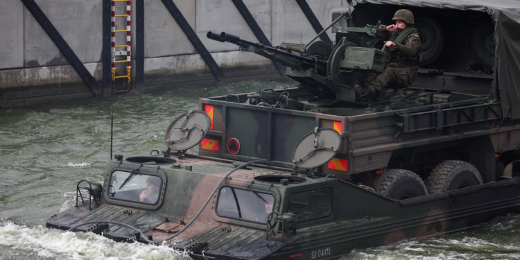 ΝΑΤΟ - Grand Eagle 25