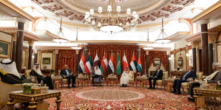 Τα αραβικά κράτη θέλουν να πρωταγωνιστήσουν στην επίλυση της κρίσης στη Συρία