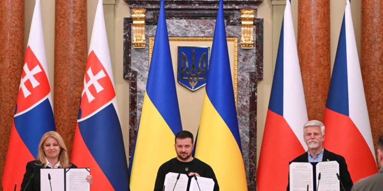 Τσεχία - Σλοβακία - Ουκρανία - ΝΑΤΟ - ΕΕ