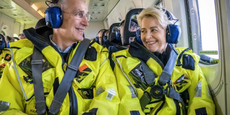 Φον ντερ Λάιεν - Στόλτενμπεργκ