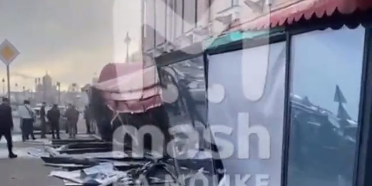 Αγία Πετρούπολη - Έκρηξη