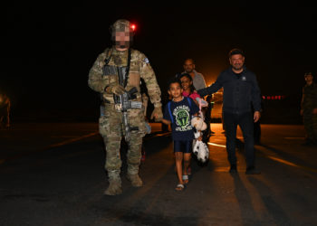 Σουδάν: Απεγκλωβίστηκαν επιπλέον 7 Έλληνες και μέλη των οικογενειών τους